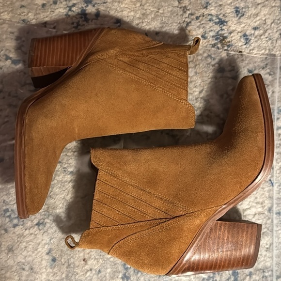 Marc Fisher Gadri suede pointed toe slip on booties Sz 7 M - Picture 9 of 16